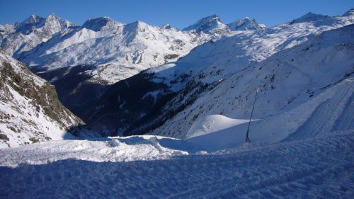 Talabfahrt von Furgg aus: Frisch beschneit

