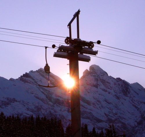 Beim Skilift Bumps das letzte Sonnenlicht eines sensationellen Dezemberskitages
