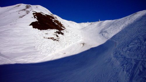 Val da Stiarls mit altem Schneerutsch von Anfang Woche
