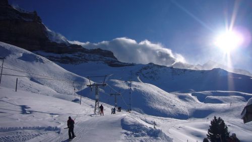 Selzegglift mit Föhnmauer
