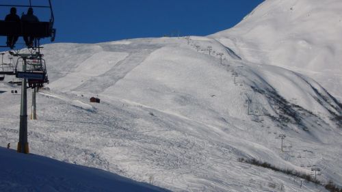 Freitag, 8. Februar 2008: Ein Wahnsinnstag mit sensationellen Pisten bahnt sich an... alles frisch gewalzt!
