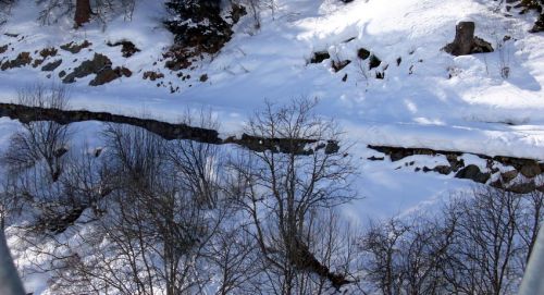 Hat noch recht viel Schnee unten...
