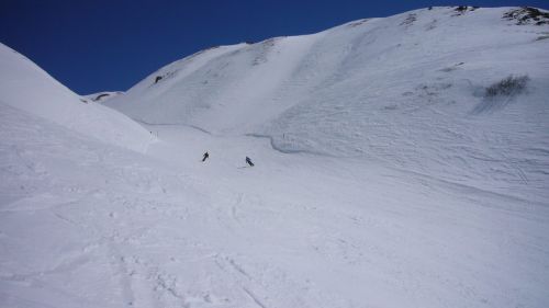 Die [url=http://autsch.jacomet.ch]Beinbruchstelle[/url] vom 13.4.2001, Val da Stiarls... wie immer zeige ich hier der Piste den Mittelfinger
