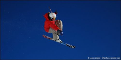 24. Dezember 2008, Snowpark Tegia Gronda (Foto: Lucas Jacomet) - [url=http://www.jacomet.ch/themen/skilift/album/thumbnails.php?album=208]mehr Jump-Fotos hier[/url]
