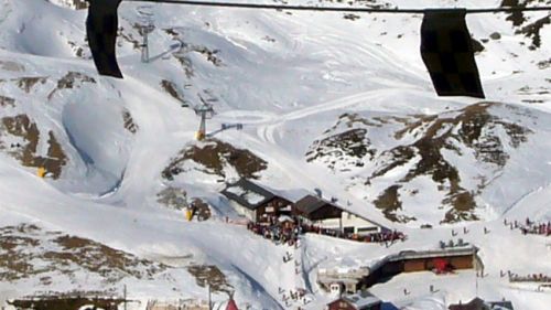 Schlange an der Sesselbahn Lauberhorn: Wir habens sein lassen...

