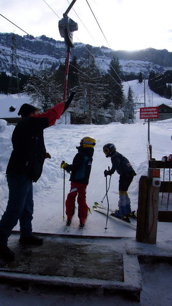 Der Skiliftbügelgeber muss sich hier noch strecken...
