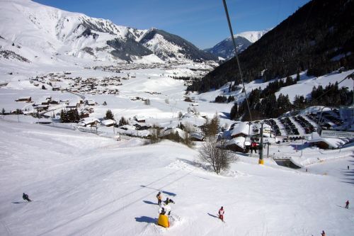 Die SB Dieni-Milez stand allerdings eine Viertelstunde still, und die Evakuation wurde bereits angekündigt, dann lief sie doch wieder
