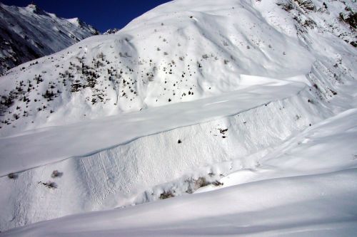 Spaziergang nach Cungieri - hier surrte bis 2005 der 3. Skilift in Valtgeva
