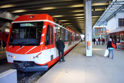 Neue MGB-Pendelzüge
