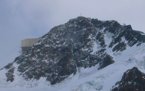 Blick zur Bergstation der geplanten Pendelbahn Testa - Klein Matterhorn
