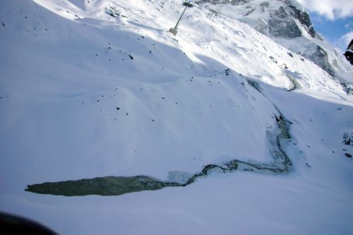Wasserrohrbruch auf 3000m oder was?!
