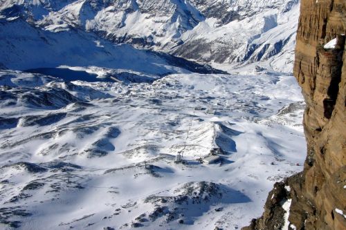 Cervinia: Erste Pisten werden gemacht

