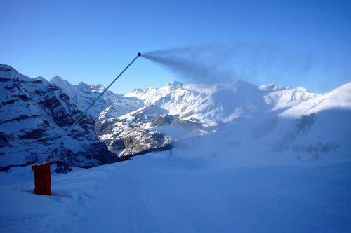 Ich hasse es, wenn Schneekanonen laufen, solange Skibetrieb herrscht
