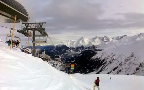 1.1.2010: Schon wieder ein schöner Skimorgen und -mittag - am ersten Tag des Jahres schmierte es erst um etwa 14 Uhr richtig zu
