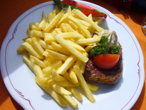Mampf - Schreckfeld-Steak, leider mit grässlicher Schlagermusik untermalt
