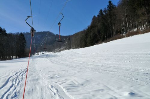 Rechts: Die ebenfalls auf diese Saison hin erstmals präparierte "Piste Nord"
