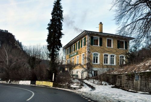 Hier har unsere Gym-Klasse anno 1991 die Matura bei einem feinen Essen gefeiert: Eden, Waldenburg

