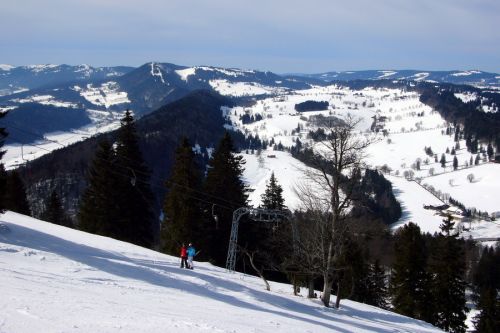 Blick nach Südwesten, von wo es leider langsam zuzieht....

