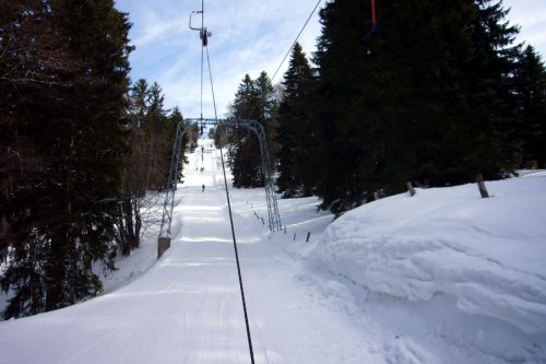 Mehr Fotos der Anlagen [url=http://www.jacomet.ch/themen/skilift/album/thumbnails.php?album=247]hier[/url] 

