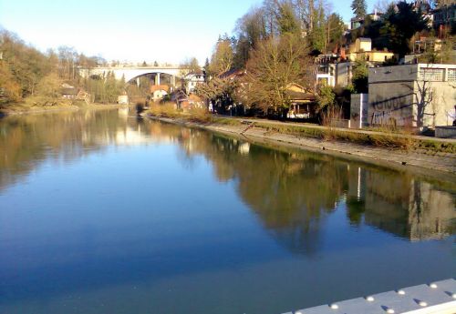 Montag, 1. März 2010 - auf zum Mobility-Auto in Bern, hier bei Queren der Aare auf dem Altenbergsteg
