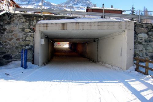 Skitunnel

