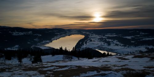 Aufwisch vom Januar: Skifahren am Dent de Vaulion, mehr Fotos [url=http://www.jacomet.ch/themen/skilift/album/thumbnails.php?album=279]hier[/url]
