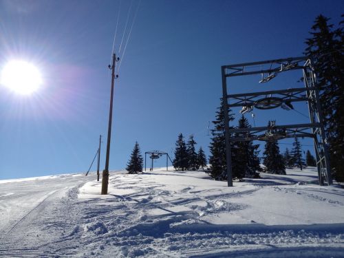 Aufwisch vom Februar: Skifahren in Rüschegg-Eywald, mehr Fotos [url=http://www.jacomet.ch/themen/skilift/album/thumbnails.php?album=282]hier[/url]
