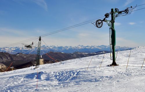 Aufwisch vom Februar: Skifahren in Südfrankreich (Audibergue), mehr Fotos [url=http://www.jacomet.ch/themen/skilift/album/thumbnails.php?album=283]hier[/url]
