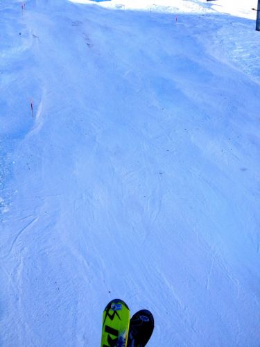 Hintere Piste nach Mulinatsch: Inzwischen geschlossen - hier brauchts dringend Schnee
