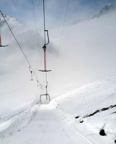 Letzte Fahrt mit dem Skilift Alpsu, bevor die Sesselbahn kommt?
