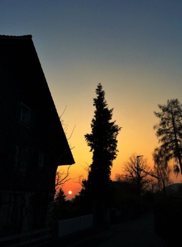 Aufbruch in Bern: Sonnenaufgang um 7.15 Uhr
