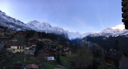 Sonntag, 10. April 2016
