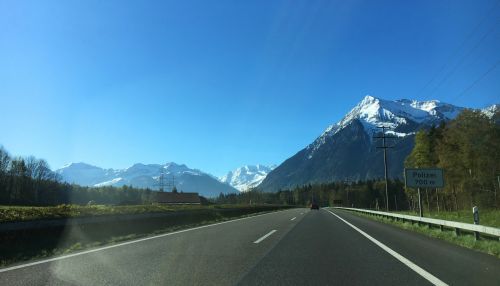 Mittwoch, 20. April 2016
