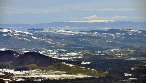 Zoom zum Chasseral
