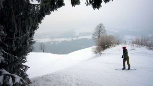 Pistenvariante links am Lift vorbei - schöner Pulverschnee hier
