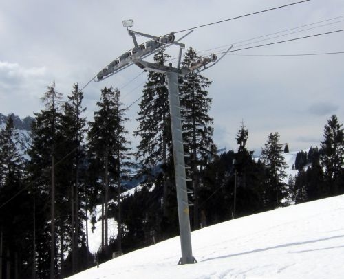 Stillgelegter WSO-Kurzskilift "First Süd"
