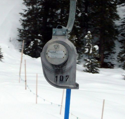 Hydroll-Gehänge, Skilift Tschuggen, Grindelwald (Januar 2008)
