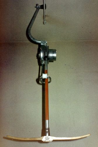 Prototyp SL-9H mit Holzsitz, ca. frühe 1970er-Jahre, Archiv WSO Oetwil
