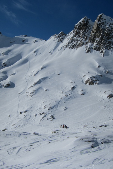 Da gehts via Val Strem nach Sedrun 
