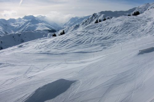 Man muss halt einfach etwas Schnee zusammenstossen...
