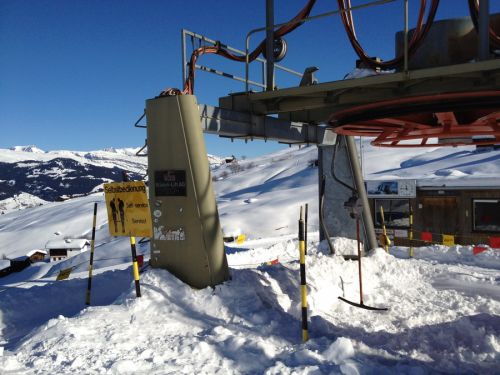 Skilift Gischniga-Stein mit SL-HX-Gehängen
