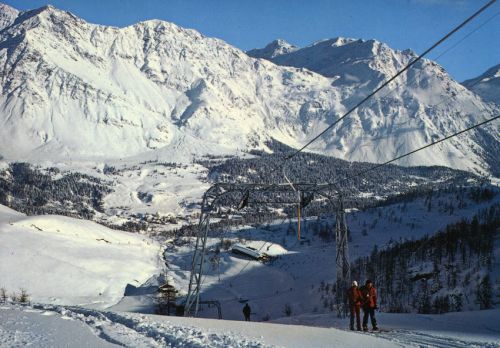 Postkarte San Bernardino, ca. 1980er-Jahre (Archiv [url=http://skilift-nostalgie.ch]Jakob Schuler[/url])
