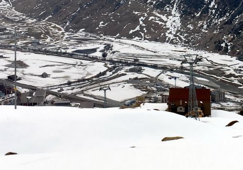 Abriss 2er-Sesselbahn Andermatt-Nätschen, 31. März 2017

