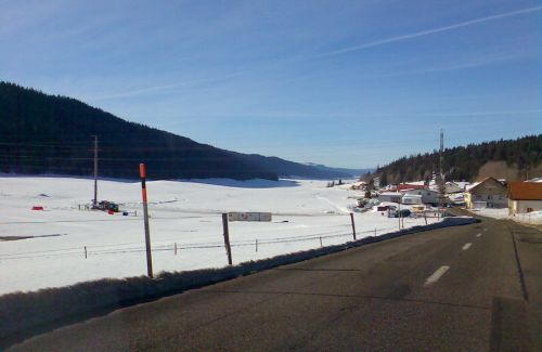 27. Februar 2010: Ankunft im Hochtal von la Sagne im Neuenburger Jura...
