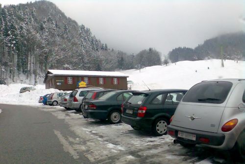 Skilift-Parkplatz
