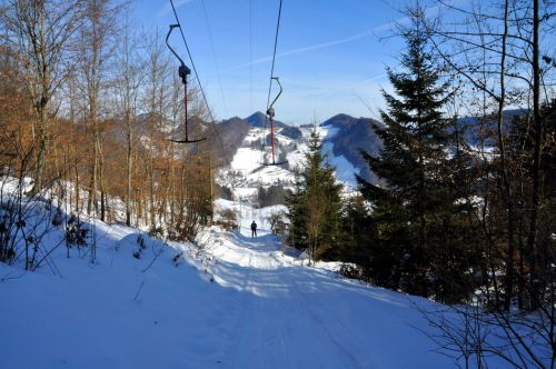 Blogbeitrag zu den Liften und der Firma GMD (Müller) [url=http://blog.jacomet.ch/?p=4393]hier[/url]
