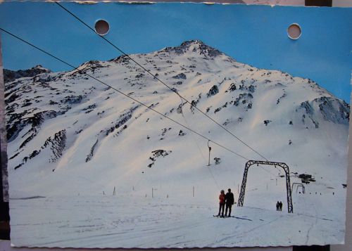 Postkarte "Oberalppass (2044m ü.M.) mit Piz Badus, Gasthaus Passhöhe-Hospiz Fam. Soliva, Oberalp (Grb.), Tel. 086 / 7 71 16 - 2048 m.ü.M." (Rud. Suter, Oberrieden-Zch., Nr. 16365) - Archiv Talstation Skilift Alpsu
