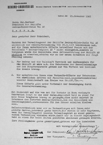 25.11.1965: Die Skilifte Sedrun-Milez-Cuolm Val AG hat inzwischen das Fusionsangebot abgelehnt; daraufhin schlägt die Sesselbahn AG den Verkauf für 126'750 Franken vor. Die Rede ist hier auch von einer "vom Amt für Verkehr in Bern verlangte Renovation". Am 15. Juni 1966 schliesslich stösst der Kaufvertrag bei der ausserordentlichen GV der Bergbahnen Sedrun auf Zustimmung. Im selben Jahr wird auch die Konzession des Skiliftes Surrein von Privaten übernommen - eine einzige Liftgesellschaft ist fast Realität.
