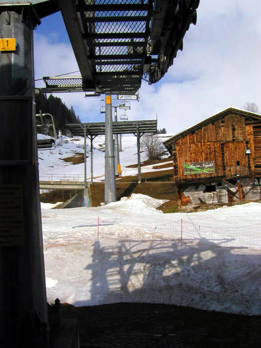 April 2006

