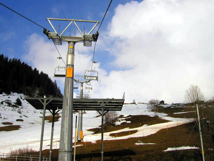 April 2006
